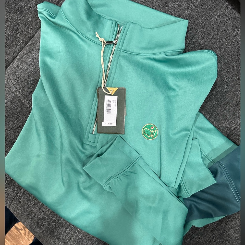 Masters Berckmans Place Men’s 1/4 Pullover. Size Large. Two-toned.